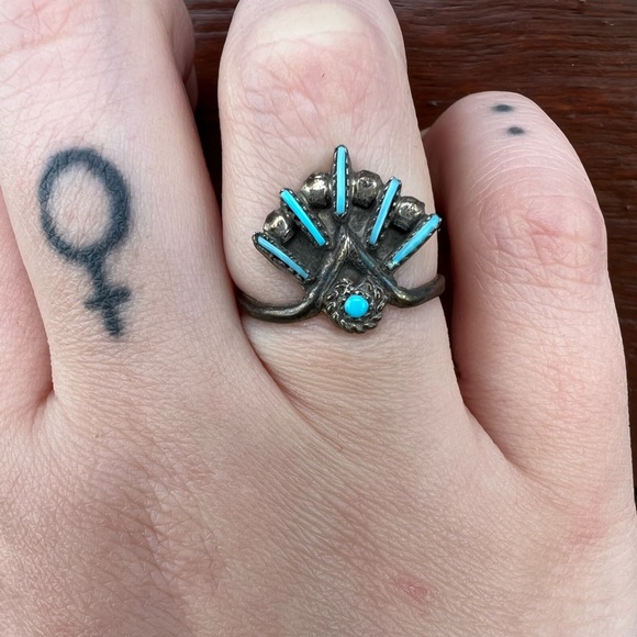 Vintage Zuni Turquoise Cuff and Ring Set - Picture 5 of 7